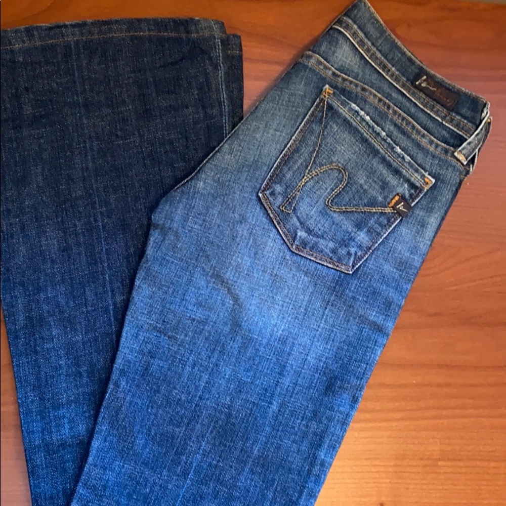 Low waist flair jeans